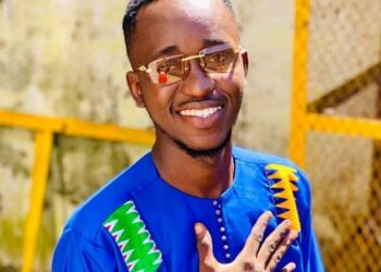 “Partouze 0” : MC Freshh au studio surprend et lâche l’extrait d’un titre inédit !