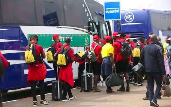 Football : Retour au pays de 3 joueurs locaux du Syli, Col. Mamadi Doumbouya déplore et instruit le ministre de tutelle… (Conseil des ministres)