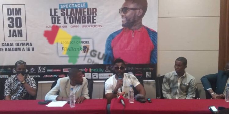 Conakry : Bademba Barry prêt pour le spectacle ‘’Slameur de l’Ombre’’ !