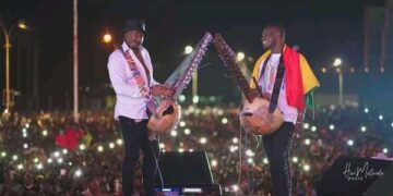 Guinée/Concert de “la paix et l’unité nationale” : Kandia Kora & Sidiki Diabaté, laissent la Kora s’exprimer à leur place !