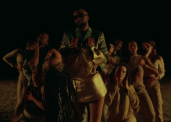 Fally Ipupa s’enjaille avec sa bien-aimée dans “100”, son nouveau clip !
