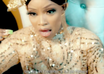 Diamounou Condé lâche enfin le clip vidéo du tube à succès “Un va tomber” !