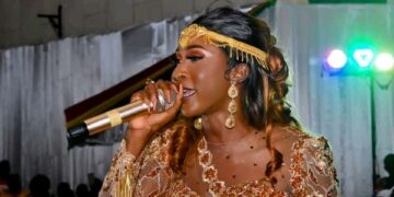 Dédicace de l’album “Guinèya” : Avec guichets fermés, Tenin Diawara réussit son pari !