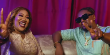 Fatim Diabaté & Azaya s’engagent à rester toujours ensemble dans “Nous deux”, son nouveau clip !