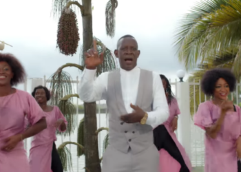 Lama Sidibé revient avec “Minuit”, extrait de son prochain album !