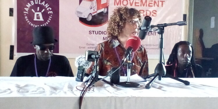 Guinée/Studio d’enregistrement mobile : un label international offre gratuitement aux artistes en herbe… !