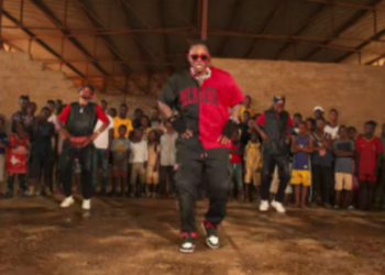 “Zapata” : découvrez l’impressionnant clip de Lil Saako, dans lequel apparaissent Fouyan & Fiston !