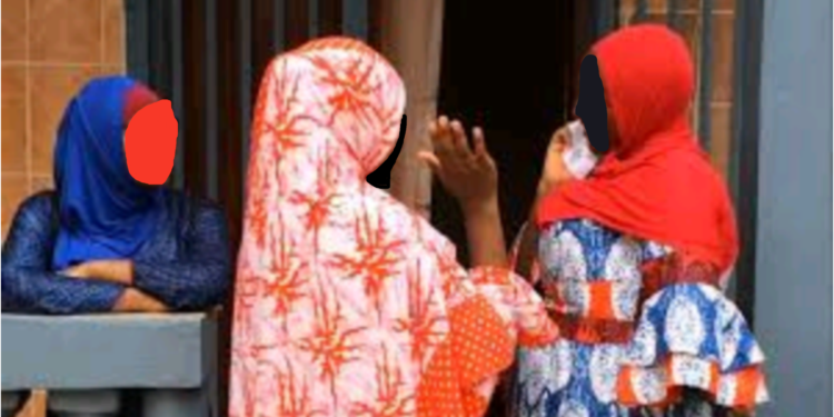 Examens nationaux/Candidates en foulards ou voilées : le MEPU-A les permet d’accéder aux centres d’examen mais…