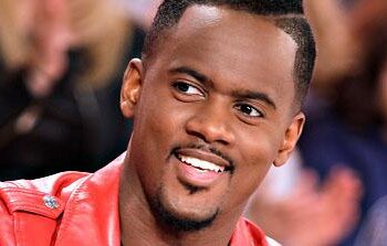 “On va yèkè” : Black M reprend à sa manière le tube planétaire de la légende feu Mory Kanté (Audio)