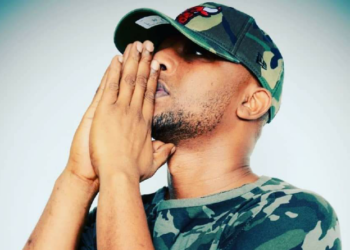 Guinée : libéré, Djanii Alpha fourbit d’ores et déjà ses armes pour le “Bataclan” !