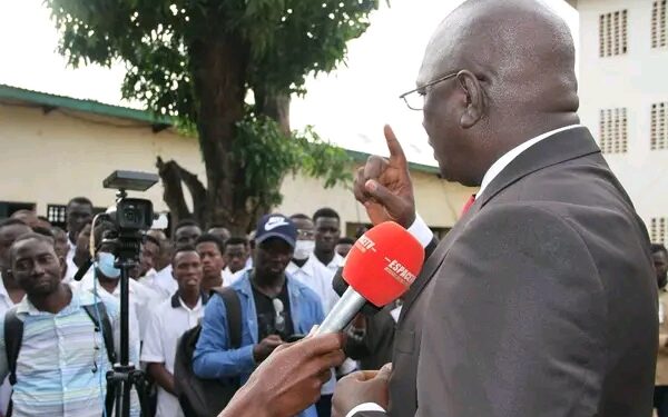 Guinée/714 téléphones… saisis sur les candidats : le MEPU-A décide de prendre une mesure plus drastique !