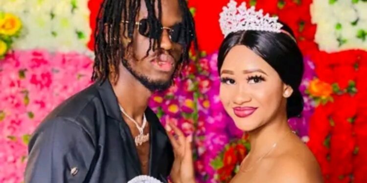 “Blow my mind” : Saïfond Baldé tourne une belle histoire d’amour avec l’actrice Safi (Clip vidéo)