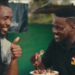 Clip “Statut visé” – Serge Beynaud & l’humoriste, Kebaro s’ambiancent à fond sur son nouveau hit !