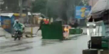 Affaire Guinée Games : de nombreux jeunes en colère brûlent des nouveaux kiosques de la LONAGUI…