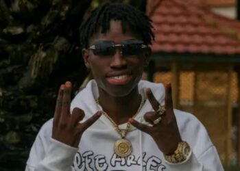 SMS dans la peau de “Mohamed”, s’apprête à livrer le 1er extrait de son nouvel opus en…