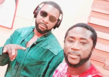 Face-to-face… Affaire de +1 milliard de GNF destinés aux “malades” : Quand Élie & Oudy 1er s’invitent sur un plateau TV !