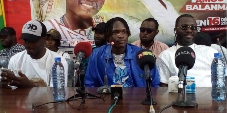 [Direct] – Conférence de presse : Koury Simple reporte le concert dédicace de son album “Amou Balanma”