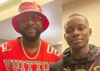 GMA 2022 : en séjour à Conakry, Sidiki Diabaté rafle un trophée aux côtés d’Oudy 1er !