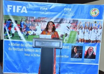 Foot Féminin Afrique : Fatma Samoura secrétaire générale de la FIFA, au Sénégal pour un projet gigantesque.