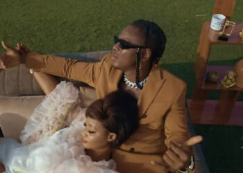 Vidéo : Lil Sacko possédé dans jolie nana