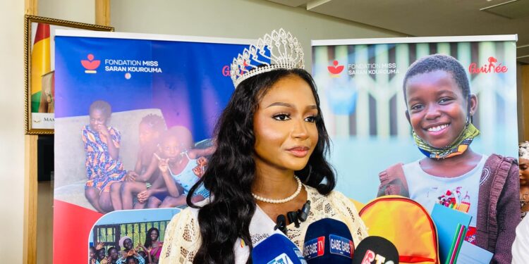 Saran Kourouma, Miss Guinée 2023, lance officiellement sa fondation MSK et s’engage dans la lutte contre la violence faites aux genres.